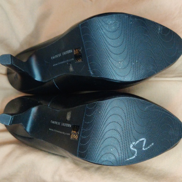 Chinese Laundry Heel Shoes, Black Size 7.5 NWOB - Picture 3 of 6